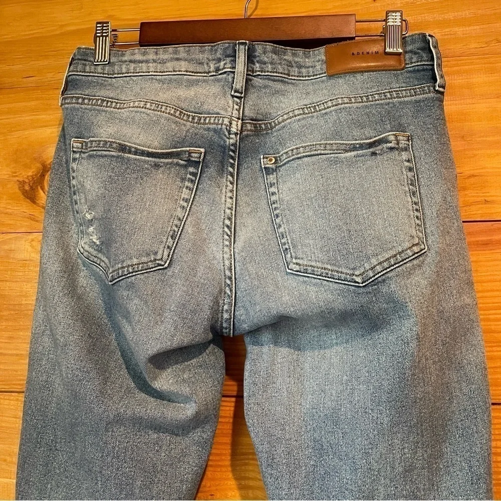 H&M &Denim Girlfriend Fit High Rise Straight Leg Distressed Denim Jeans 28